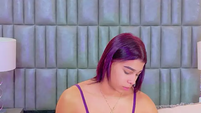 TiaraRosse online show from May 18, 12:22 pm