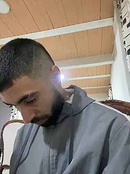 macg96 online show from December 22, 5:15 am