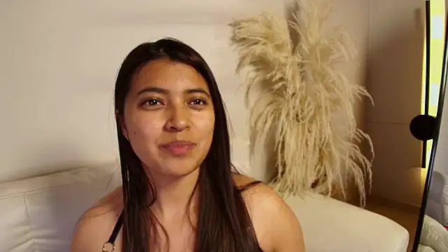 Rebeca Williams  online show from February 8, 2:36 am