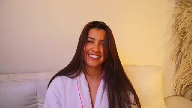 Rebeca Williams  online show from February 13, 3:18 am