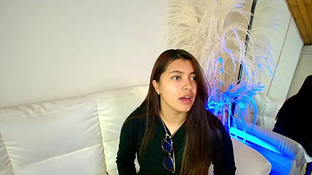 Rebeca Williams  online show from February 20, 12:19 am