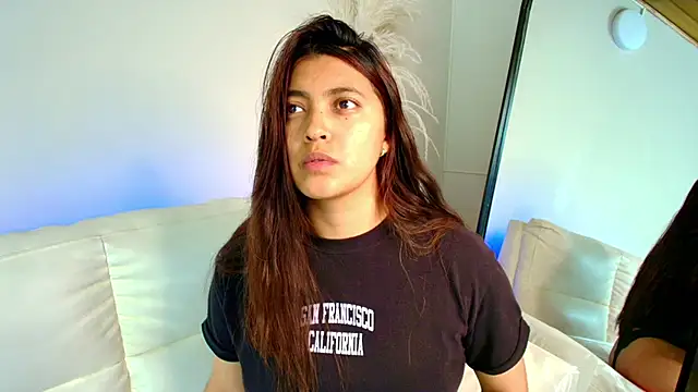 Rebeca Williams  online show from February 27, 9:25 pm