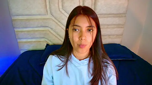 Rebeca Williams  online show from March 4, 10:38 pm