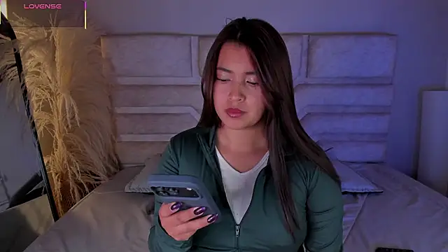 Rebeca Williams  online show from February 2, 12:37 pm