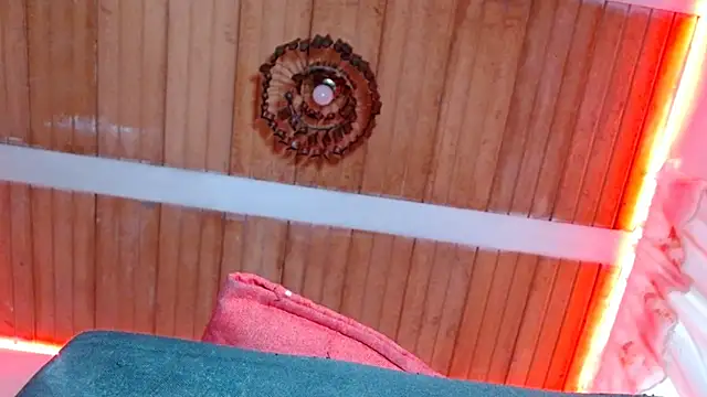 Snapshot of Maidi_ chatting on February 25, 2:54 pm Maidi online show from February 25, 2:54 pm