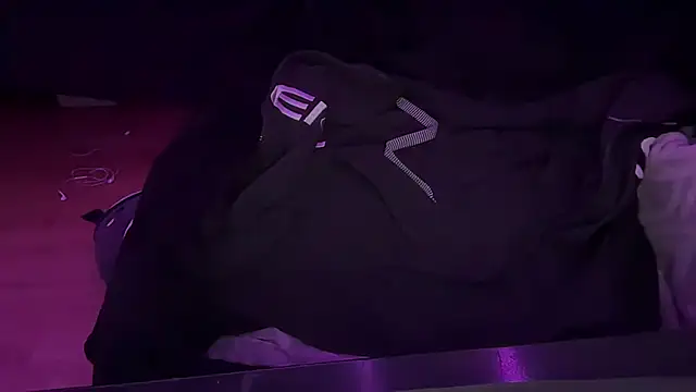 Snapshot of inarahh chatting on February 1, 10:05 am inarahh online show from February 1, 10:05 am