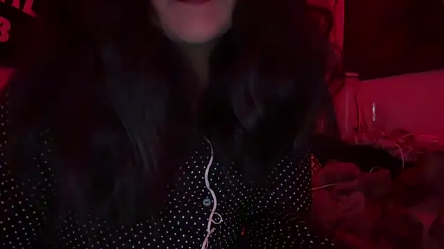 Snapshot of inarahh chatting on February 11, 1:41 am inarahh online show from February 11, 1:41 am