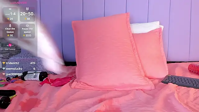 Aixa hill1 online show from January 20, 9:01 pm