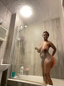 Snapshot of Wettitiesxxx chatting on March 19, 8:18 am Wettitiesxxx online show from March 19, 8:18 am