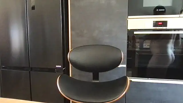 unconnudu21000 online show from April 2, 11:41 am