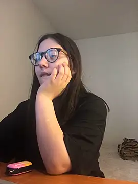 Prudie Gabriella online show from February 25, 4:10 pm