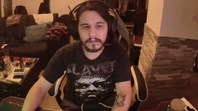 Snapshot of bananahot31 chatting on December 14, 10:07 pm bananahot31 online show from December 14, 10:07 pm