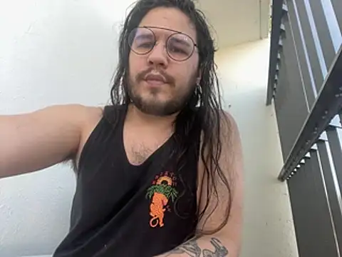 Snapshot of bananahot31 chatting on February 22, 12:47 pm bananahot31 online show from February 22, 12:47 pm