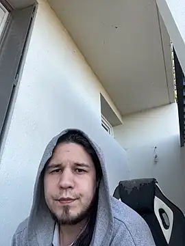 Snapshot of bananahot31 chatting on April 8, 6:57 am bananahot31 online show from April 8, 6:57 am