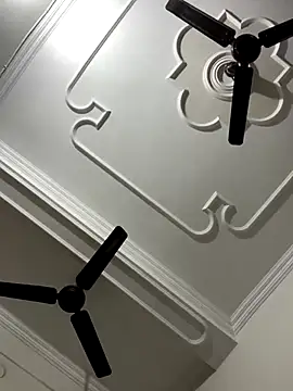 John desihunk online show from December 22, 5:21 pm