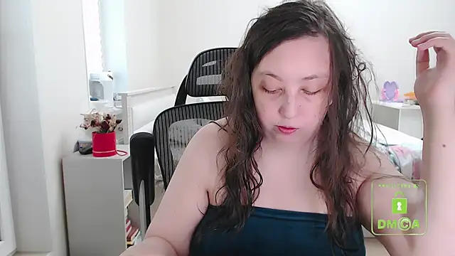 cute and hot online show from September 18, 9:22 am