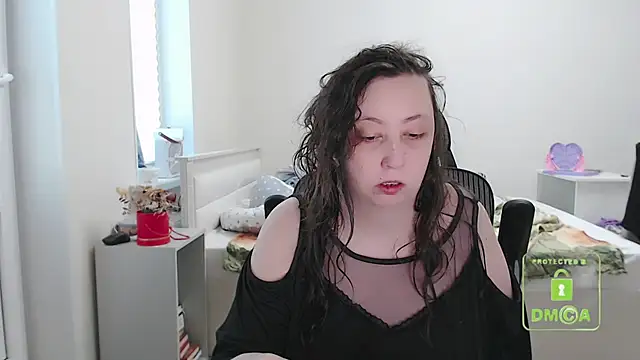 cute and hot online show from September 25, 10:08 am