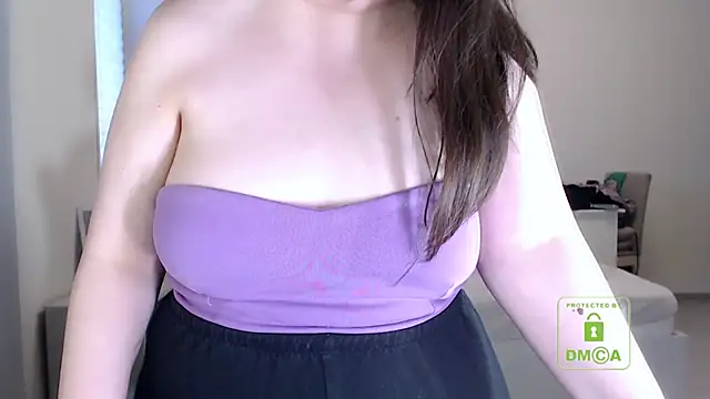 Snapshot of cute_and_hot chatting on April 29, 5:30 pm cute and hot online show from April 29, 5:30 pm
