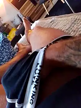 Niceblueeyes081288 online show from April 19, 2:05 pm