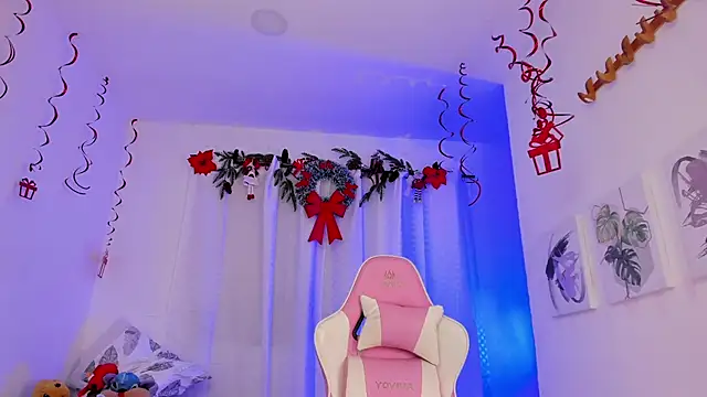 Lia Petite1 online show from January 25, 5:51 am