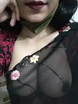 Snapshot of Arisha- chatting on July 5, 7:37 am Arisha- online show from July 5, 7:37 am