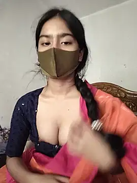 Snapshot of Arisha- chatting on July 14, 8:52 am Arisha- online show from July 14, 8:52 am