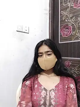 Snapshot of Arisha- chatting on August 6, 3:03 pm Arisha- online show from August 6, 3:03 pm