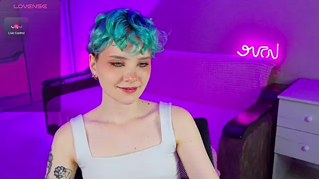 School Love online show from December 2, 4:20 pm