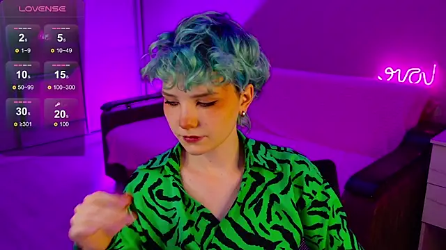 School Love online show from December 13, 1:12 pm