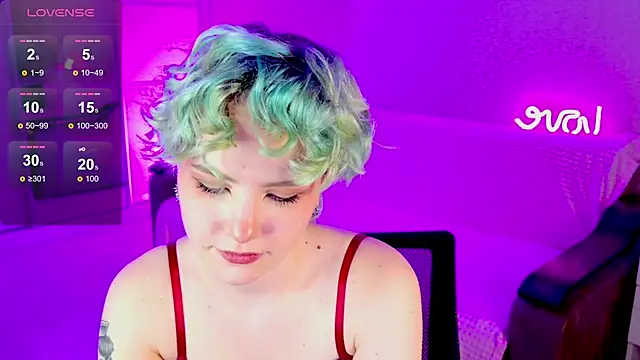 School Love online show from January 29, 4:08 pm