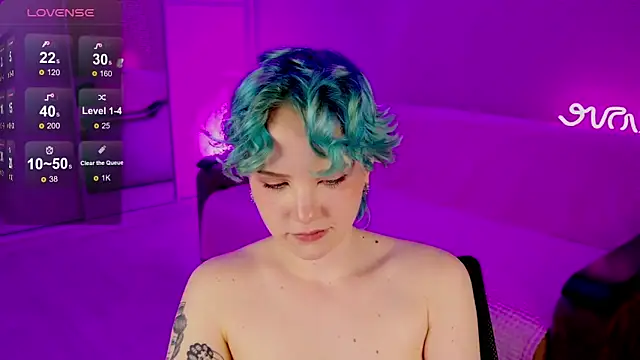 School Love online show from February 13, 4:07 pm