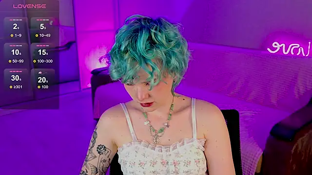 School Love online show from February 21, 1:11 pm