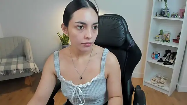  BellaEvans  online show from February 13, 5:58 am