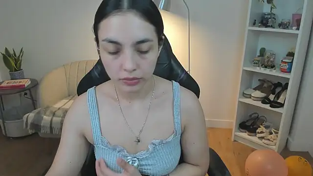  BellaEvans  online show from March 23, 5:55 am