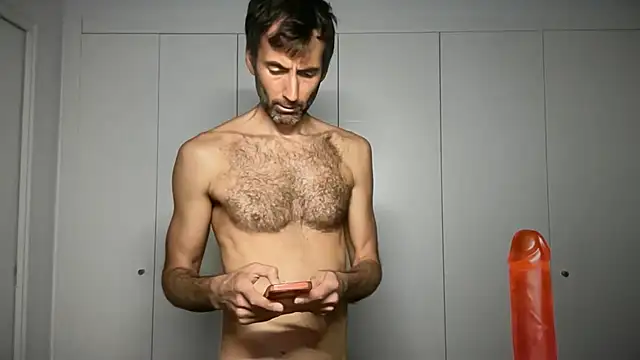 Snapshot of david_spanish chatting on November 6, 5:03 pm david spanish online show from November 6, 5:03 pm