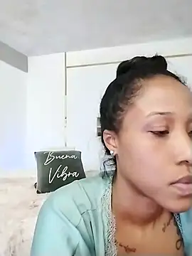 Snapshot of LadyEbonyX chatting on December 24, 6:17 pm LadyEbonyX online show from December 24, 6:17 pm