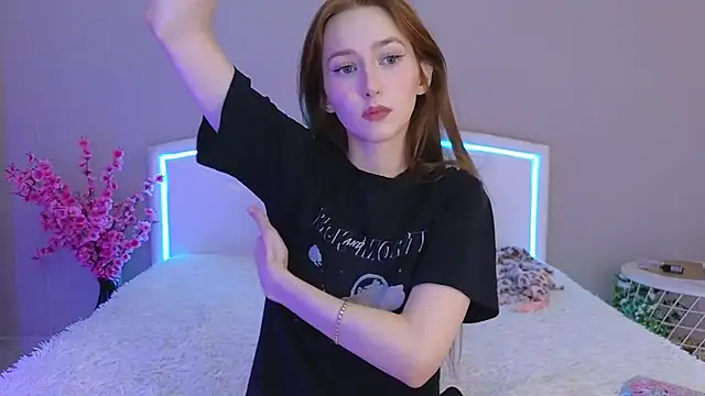 MichaDenver online show from October 10, 7:46 pm