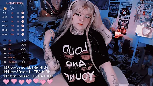 noori  hope online show from December 5, 8:27 pm