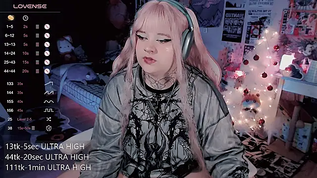 noori  hope online show from January 16, 8:35 pm