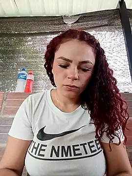 Mommy-Hot online show from January 6, 1:26 pm