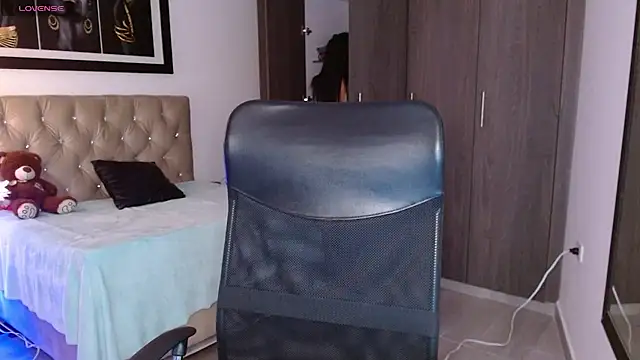 cloe fox online show from February 9, 10:21 pm