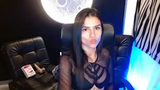 cloe fox online show from November 6, 6:36 am