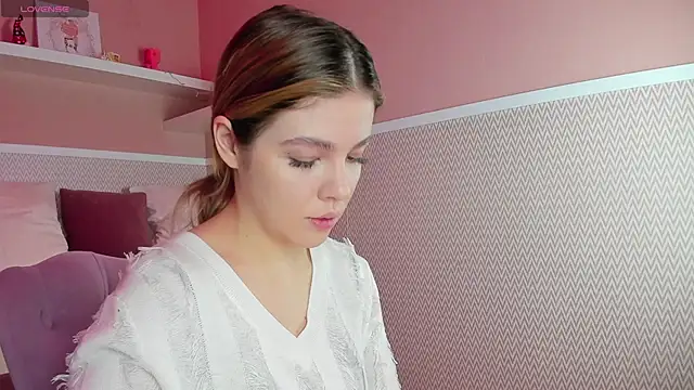 Anna Robinson online show from January 10, 1:21 am