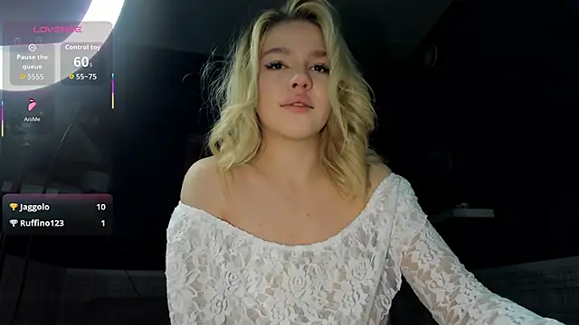 Anna Robinson online show from September 29, 1:33 am