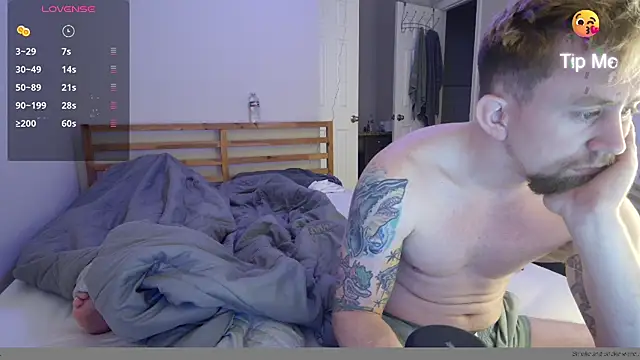 Snapshot of jakespits996 chatting on December 4, 1:09 pm jakespits996 online show from December 4, 1:09 pm