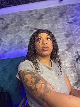 Melany Williams online show from March 3, 1:06 pm