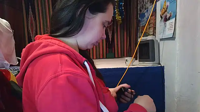 Cora Maro online show from March 19, 2:35 pm