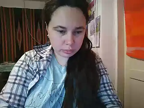 Cora Maro online show from October 12, 9:25 pm