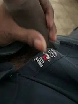 Snapshot of A-mira chatting on February 18, 11:06 am A-mira online show from February 18, 11:06 am