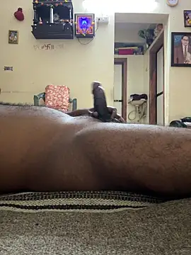 Snapshot of A-mira chatting on March 3, 7:09 pm A-mira online show from March 3, 7:09 pm